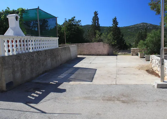 House With A Parking Space Lukoran, Ugljan - 8385