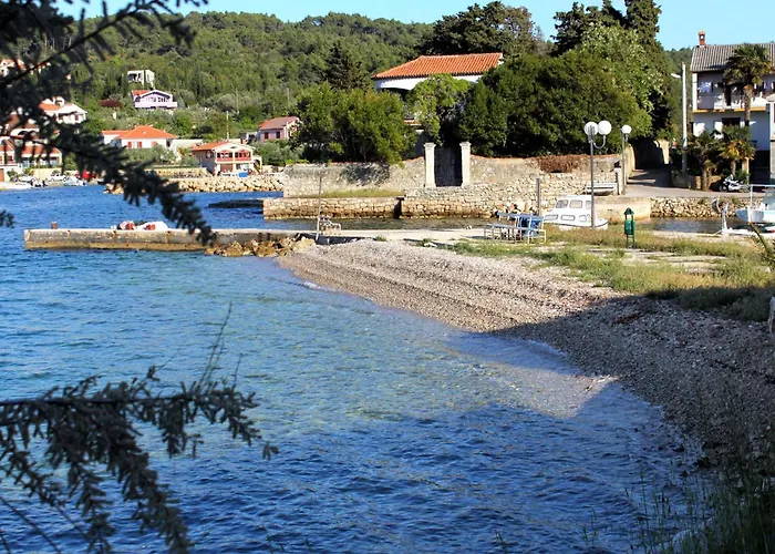 House With A Parking Space Lukoran, Ugljan - 8385 بيت للعطل Lukoran